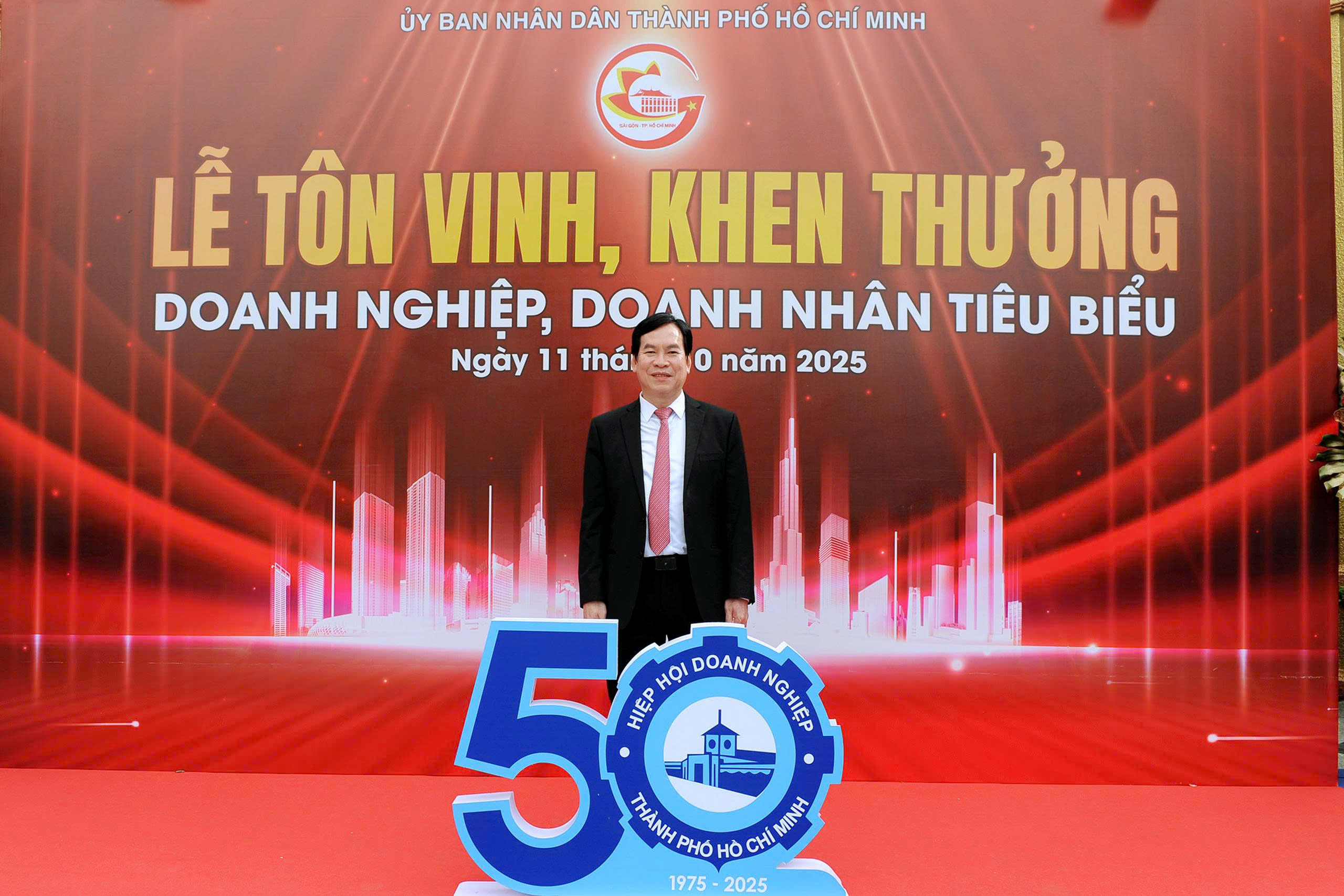 z7119928750750_8111aa02287d6b6300fa28d57663eed6