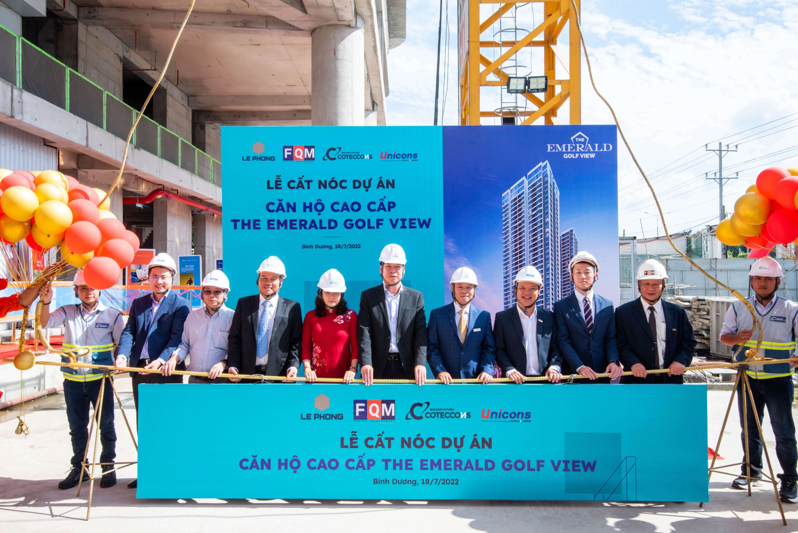 CẤT NÓC DỰ ÁN CĂN HỘ CAO CẤP THE EMERALD GOLF VIEW