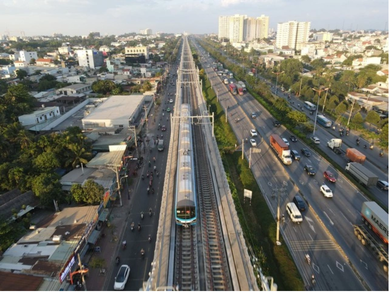 CHUYÊN GIA HIẾN KẾ PHÁT TRIỂN 11 ĐÔ THỊ NÉN DỌC METRO, VÀNH ĐAI 3